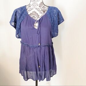 Doe & Rae Blue Bell Sleeves Top Blouse NWOT